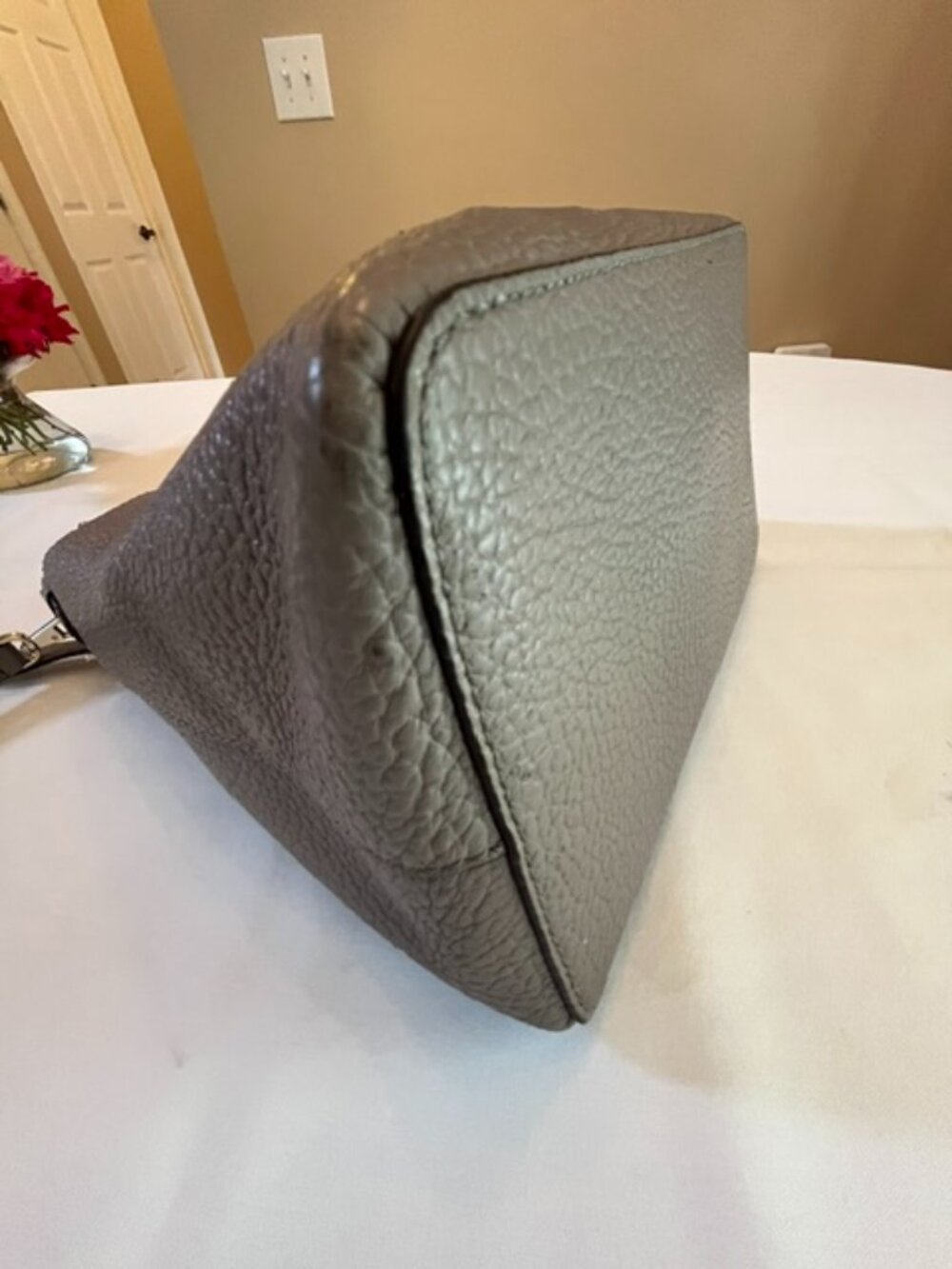 KATE SPADE | New York Gray Pebbled Leather Tote Hobo Shoulder bag-EUC - Picture 9 of 16